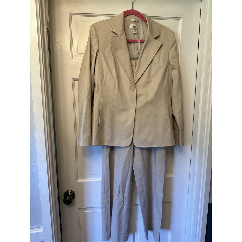 Talbots Beige Pant Suit Jacket Sz 12 Stretch Blazer Pants Sz 10 Business